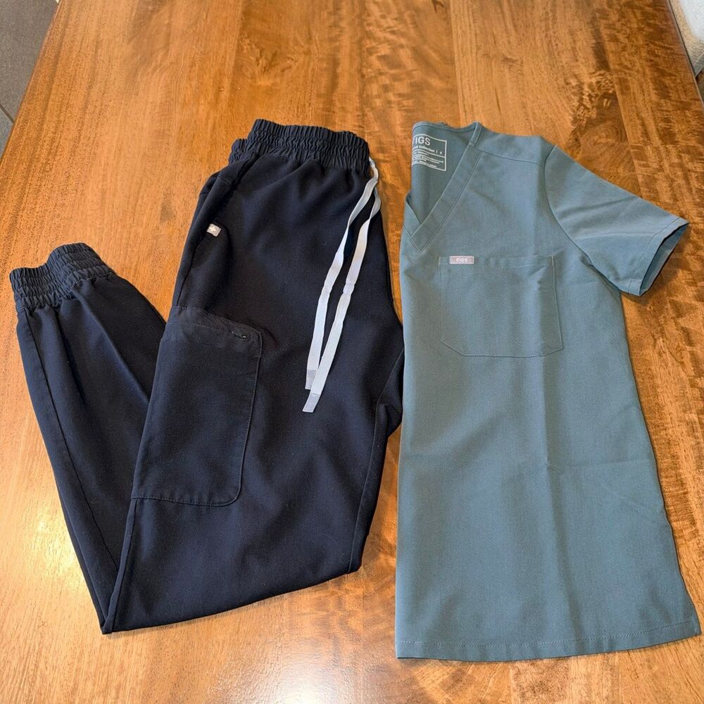 FIGS Scrub Set Women’s Medium Black Atlanta Jogger & Small Bonsai Catarina Top